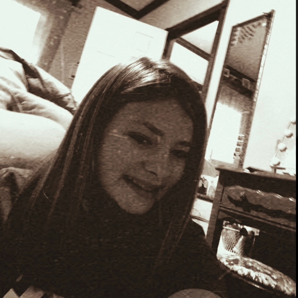 Meet your Posher, Brooke